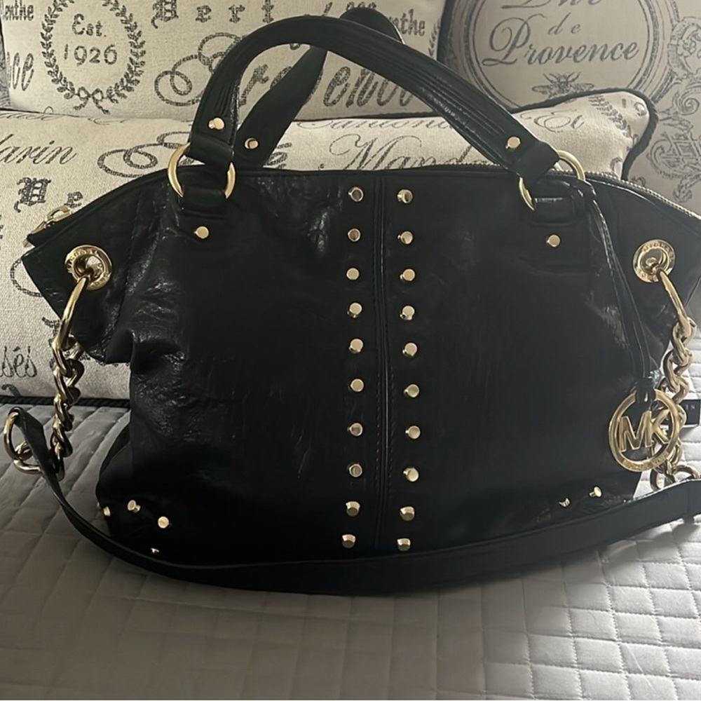 Michael Astor Kors Studded Black Chained Shoulder Handbag - Picture 1 of 7